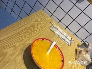 Quan Zhou Gang · Soy Milk and Fried Dough Stick Fresh Porridge Market (Qingshanhu Branch)