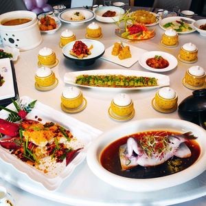 Shanxi Yellow River Hotel & Restaurant · Huanghe Noodles