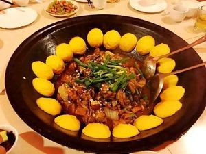 Mountain Village Iron Pot Stew (Kangtai Yifu Store)