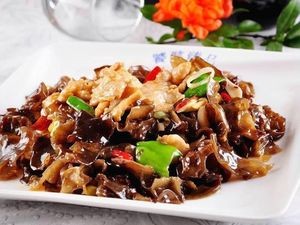 Xinjiang Big Plate Chicken & Big Plate Pork Ribs
