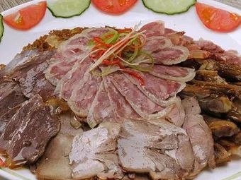 Lao San Delicacies