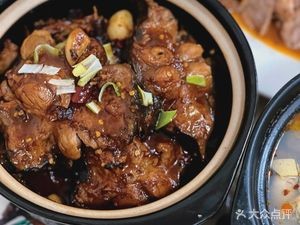 Brothers Clay Pot Restaurant