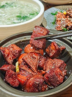 Fu Qin Yuan Private Kitchen