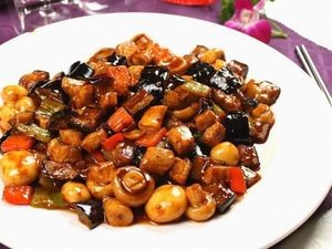 Longyuan Private Cuisine (Zhishui Community Phase 1 Branch)