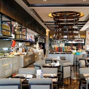 Yantai Zhongze Huayi Pullman Hotel · Hui · All-Day Dining Restaurant · High-Altitude Sea View Buffet