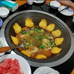 Da Dongbei Iron Pot Stew (Zhonghai International Community Jincheng Store)