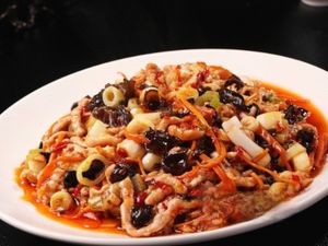Red Lantern Gourmet (Zhishan Garden Branch)