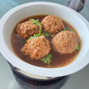 Teng's Eight Great Dishes Restaurant