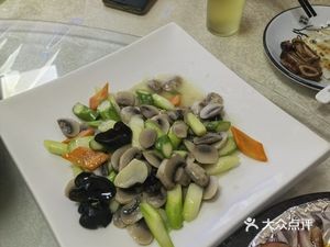 Zhong Liang Hotel Restaurant (Jingtai Home Garden Store)