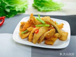 Jun Cheng · Pickled Cabbage Fish (Yulong Branch)