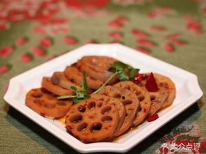Yue-style Nutritious Steamed Chicken & Roasted Clay Oven Chicken (Renhe Branch)