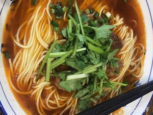 Jinshi Beef Noodles (Longgui Wanmin Plaza Store)