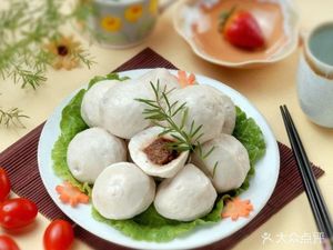 Xiao Lin Spicy Hot Pot (Longgui Branch)