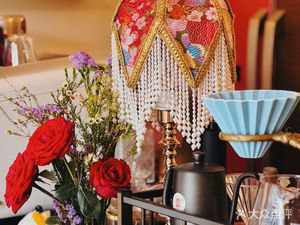 C+ Tea Bureau • Handmade Burgers (Shixi Metro Store)