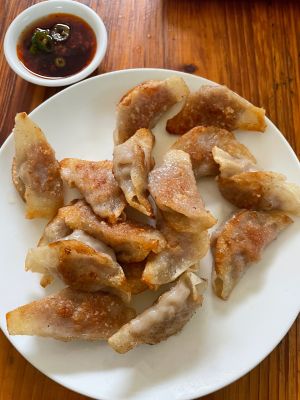 Guangtou Laoye Liansheng (Salted Pork Rice Dumpling King Store)