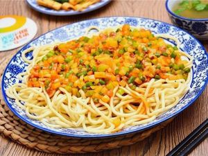 Yimu Xue Lanzhou Beef Noodles
