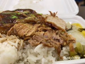 Man Kou Xiang Pig Trotter Rice (Jia Fu Lou Store)