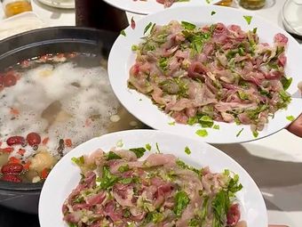 Qingyuan Crispy Skin Chicken Stew