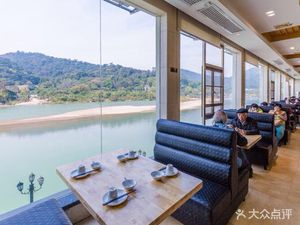 Yihua Xuan Riverside Restaurant