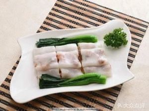 Boji Old-Style Tofu Pudding & Stone-Milled Rice Noodle Rolls