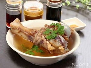 Yushan Fang Chaoshan Pork Offal Noodle Soup Family (Baizhu Road Branch)