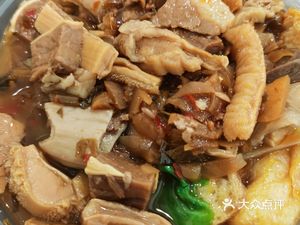 Lingnan First Pot Beef Offal Noodles and Rice Vermicelli