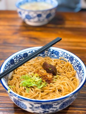 Hongji Noodle Shop