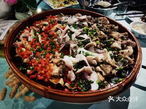Bai Wei Yu Ge