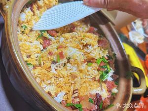 楼下 Chicken Pot
