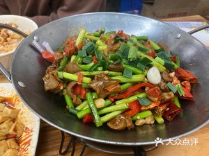 Xiang Cuisine Wooden Bucket Rice (Xialiang Road Branch)