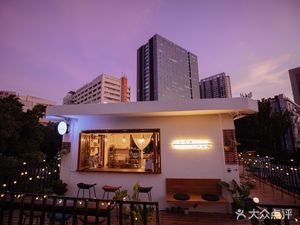 White Tower Coffee