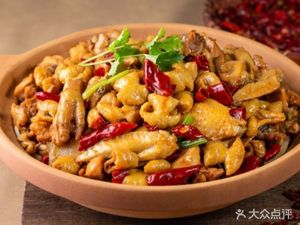 Xijie'er Pig Intestine Chicken Pot (Nanlian Mole City Store)