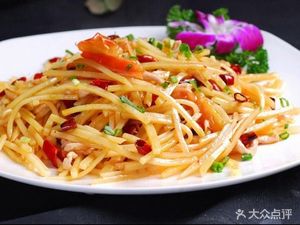 Xiao Xiang Ren · Hunan Cuisine (Longcheng Xin Feng Road Store)