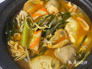 Yunnan Crossing Bridge Rice Noodles · Fried Skewers (Longhua Branch)