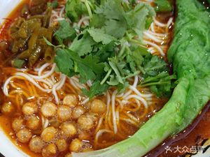 Xin E Mian Chongqing Small Noodles (Qingquan Road Store)