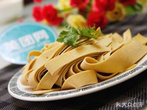Special Braised Noodles (Huarun Xinju Branch)