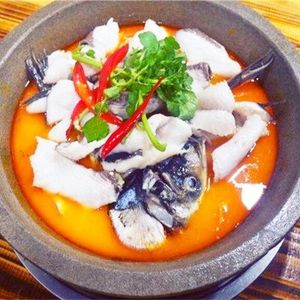 Chongqing BBQ Jiumenzhai Stone Pot Fish (Longhua Renmin Road Branch)