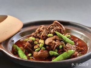 San Mao Casserole Shop (No. 30, Shuanglin North Branch Road, No. 60 Courtyard Branch)