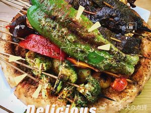 Xinjiang Mamuti Grilled Meat Branch (Longhu Binjiang Tianjie Branch)