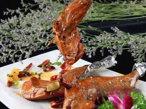 Wang Po's Hand-Torn Roast Rabbit (Longzhou Road Branch)