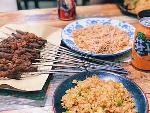 清真正宗烤羊肉串(净居寺店)