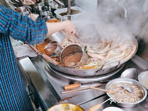 Pang Ge Spicy Pork Intestine Noodles (Jinwan Meihu 1st District Branch)