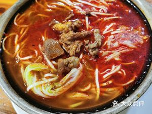 Wanwanxiang Sandpot Private Kitchen (Yi Jie Qu Branch)