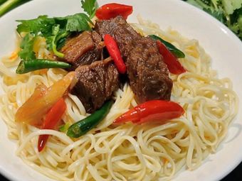 YiJia Noodles (JunYue MingZhu Branch)