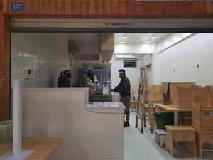 Feifei Pig Trotter Noodle Shop