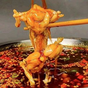 Erwa Fish and Tengjiao Frog