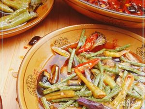 Second Teacher Restaurant (Xinshenfeng Jinliu Store)
