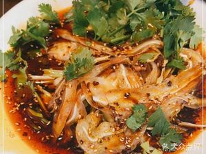 Xingwanxin Pig Ear