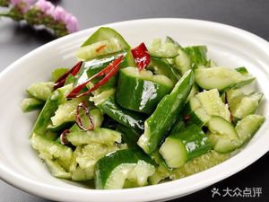 Yi Yi Pig Intestine Hot Pot Chicken (Shangshangcheng Branch)