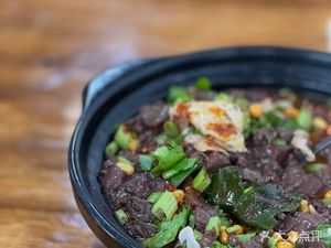 Luo's Meat Tofu Flower